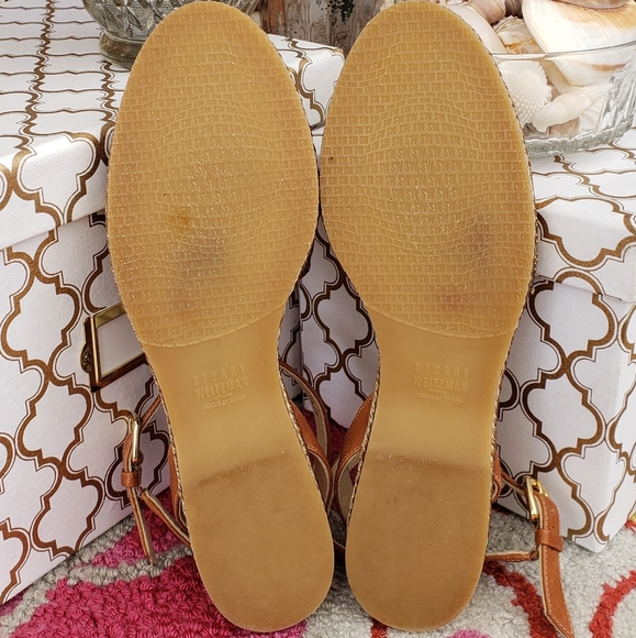 Stuart Weitzman Roman Mail Tri Gold Flat Ankle Strap Sandal Size 8 - Picture 5 of 10